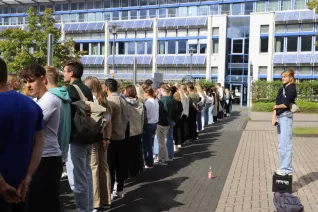Erstsemesterbegruessung Fachschaft WiWi Rhb in StA 20230922 Foto Juri Kuestenmacher 138.JPG