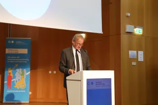 Welcome Erstsemester Audimax StA 20230925 Foto Juri Kuestenmacher 011.JPG