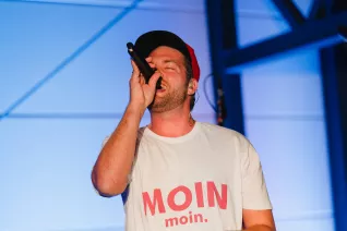 Absolventenfeier Telekom Dome Party 20231021 Foto Nathan Dreessen012.jpg
