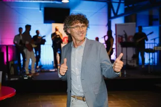 Absolventenfeier Telekom Dome Party 20231021 Foto Nathan Dreessen046.jpg