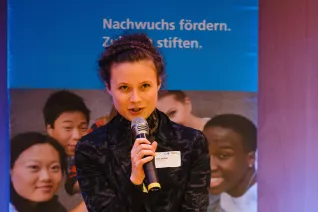 20231206_H-BRS_Stipendienfeier_nathandreessen_080-min.jpg