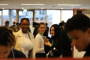 Messesimulation Wirtschaftsinformatik SPZ Mensa StA 20231207 foto juri kuestenmacher 015.JPG