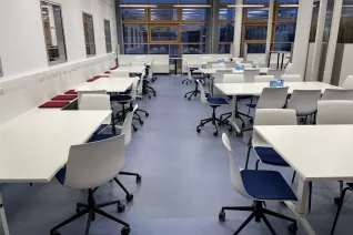 Wiedereroeffnung Bibliothek Rhb 20240108 foto daniela greulich 06.JPG