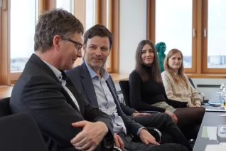 Hochschule gratuliert Promovierenden 29022024 Foto Pascal Schroeder 11.JPG