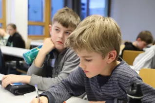 Kinderuni Armut verstehen Treptow StA 20240314 Foto Caroline Jahn 45.JPG