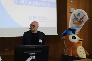 Kinderuni Diplom Verleihung Audimax StA 20240418 Foto Juri Kuestenmacher 047.JPG