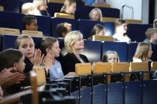 Kinderuni Diplom Verleihung Audimax StA 20240418 Foto Juri Kuestenmacher 058.JPG