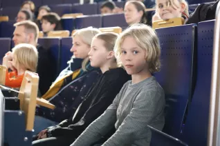 Kinderuni Diplom Verleihung Audimax StA 20240418 Foto Juri Kuestenmacher 063.JPG