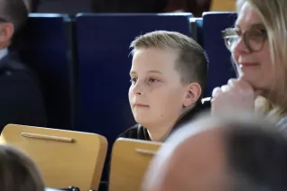 Kinderuni Diplom Verleihung Audimax StA 20240418 Foto Juri Kuestenmacher 072.JPG