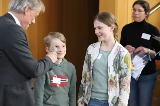 Kinderuni Diplom Verleihung Audimax StA 20240418 Foto Juri Kuestenmacher 135.JPG