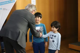 Kinderuni Diplom Verleihung Audimax StA 20240418 Foto Juri Kuestenmacher 146.JPG