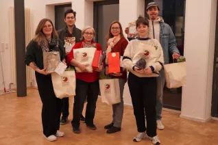 Helferinnen und Helfer Obstkäppchen Wunschbaum 18122024