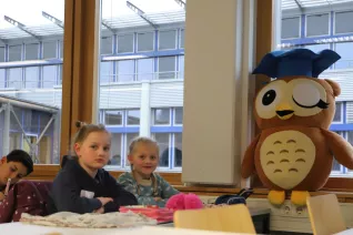 Kinderuni Medien richtig nutzen Guer-Seker StA 20250220 Foto Juri Kuestenmacher 04.JPG