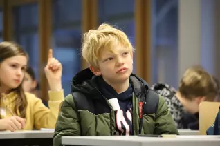 Kinderuni Medien richtig nutzen Guer-Seker StA 20250220 Foto Juri Kuestenmacher 41.JPG