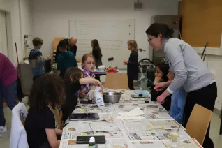 Kinderuni Gummibaerchen mit Guido Krause StA 20250403 Foto Caro Jahn 31.JPG