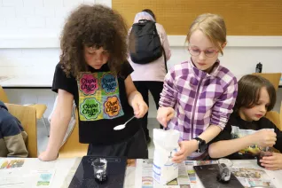 Kinderuni Gummibaerchen mit Guido Krause StA 20250403 Foto Caro Jahn 35.JPG