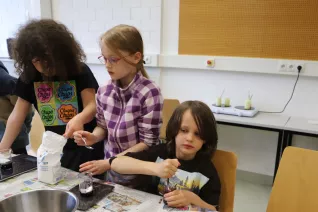 Kinderuni Gummibaerchen mit Guido Krause StA 20250403 Foto Caro Jahn 37.JPG