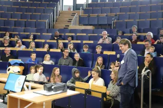 Kinderuni Diplom-Verleihung StA Audimax 20250605 Foto Juri Kuestenmacher 043.JPG
