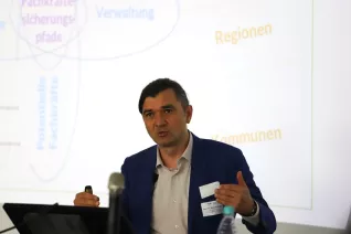 Konferenz Fachkraefteallianz Keynote Sauer 20250703 Foto Juri Kuestenmacher 11.JPG