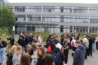 Erstsemester Begruessung Fachschaft WiWi StA 20250922 Foto Juri Kuestenmacher 10.JPG