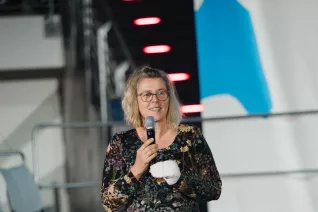 Absolventenfeier Iris Gross Festakt 20251025 Foto Nathan Dreessen 268 cut.jpg