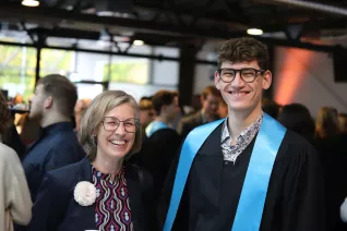 Absolventenfeier Telekom Dome StA 20251025 Foto Juri Kuestenmacher 164.JPG