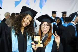 Absolventenfeier Telekom Dome StA 20251025 Foto Juri Kuestenmacher 369_0.JPG