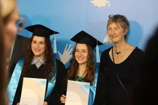 Absolventenfeier Telekom Dome StA 20251025 Foto Juri Kuestenmacher 391_0.JPG