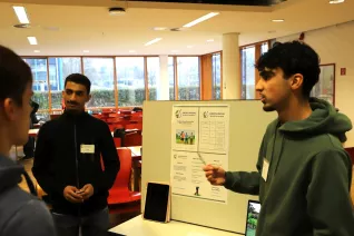 Messesimulation Wirtschaftsinformatik StA 20251204 Foto Juri Kuestenmacher 005.JPG