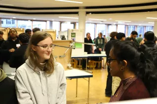 Messesimulation Wirtschaftsinformatik StA 20251204 Foto Juri Kuestenmacher 008.JPG