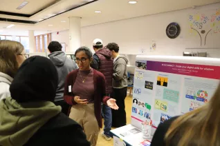 Messesimulation Wirtschaftsinformatik StA 20251204 Foto Juri Kuestenmacher 012.JPG