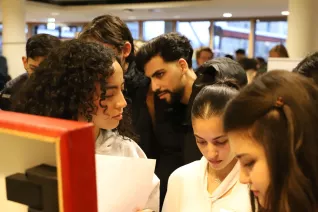 Messesimulation Wirtschaftsinformatik StA 20251204 Foto Juri Kuestenmacher 090.JPG