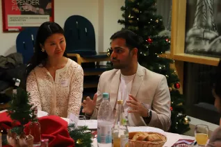 Role Models Christmas Tree 2025-12-15_Studierende und Alumni_Foto Martin Schulz