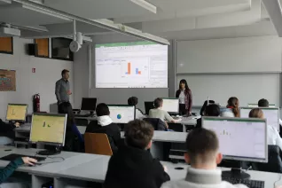 25.02.2026 Besuch Albert-Einstein-Gymnasium (AEG) - Workshop Datengeheimnis (Titanic)