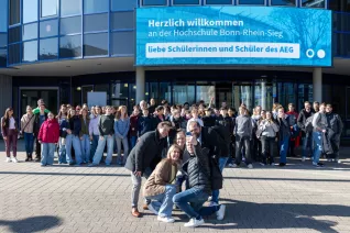 25.02.2026 Besuch Albert-Einstein-Gymnasium (AEG) - Gruppenbild