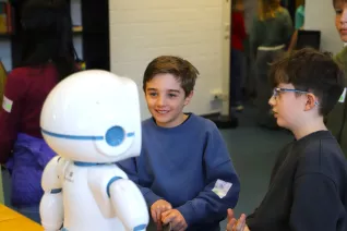 Kinderuni Roboter echt erleben StA 20260319 Foto Juri Kuestenmacher 04.JPG