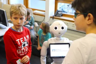 Kinderuni Roboter echt erleben StA 20260319 Foto Juri Kuestenmacher 30.JPG