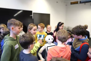 Kinderuni Roboter echt erleben StA 20260319 Foto Juri Kuestenmacher 48.JPG