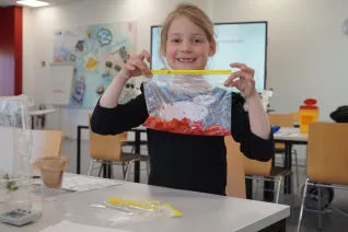 Kinderuni Geheimnis der Gene Rhb 20260423 Foto Juri Kuestenmacher 038.JPG