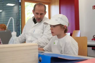 Kinderuni Geheimnis der Gene Rhb 20260423 Foto Juri Kuestenmacher 041.JPG