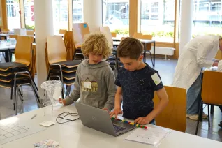 Kinderuni Geheimnis der Gene Rhb 20260423 Foto Juri Kuestenmacher 076.JPG