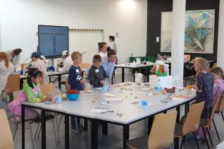 Kinderuni Geheimnis der Gene Rhb 20260423 Foto Juri Kuestenmacher 082.JPG