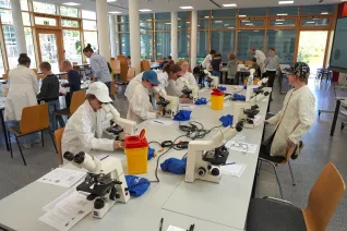 Kinderuni Geheimnis der Gene Rhb 20260423 Foto Juri Kuestenmacher 084.JPG