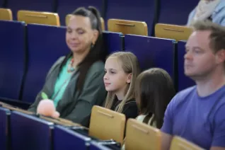 Kinderuni Diplomfeier Audimax StA 20260611 Foto Juri Kuestenmacher 019.JPG