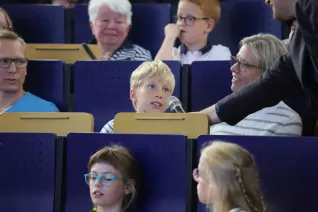Kinderuni Diplomfeier Audimax StA 20260611 Foto Juri Kuestenmacher 024.JPG