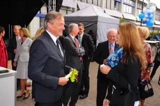 20_jahre_h-brs_begruessung_20150619_foto_c._adolph_085.jpg(DE)