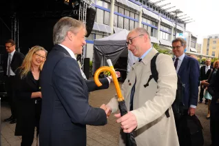 20_jahre_h-brs_begruessung_20150619_foto_c._adolph_094.jpg(DE)