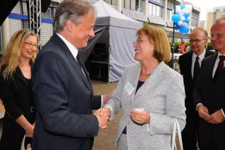 20_jahre_h-brs_begruessung_20150619_foto_c._adolph_103.jpg(DE)