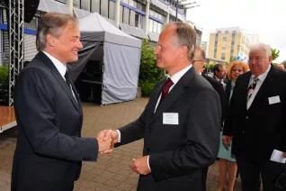 20_jahre_h-brs_begruessung_20150619_foto_c._adolph_105.jpg(DE)