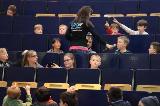 32_kinderuni_brs_motorsport_sta_2010427_foto_j._kuestenmacher.jpg (DE)